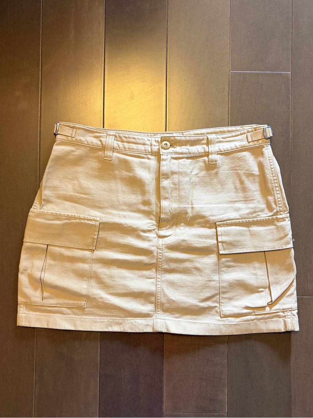 Aritzia TNA Supply Cargo Micro Skirt